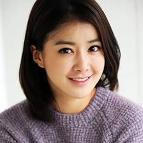 Lee Si-young