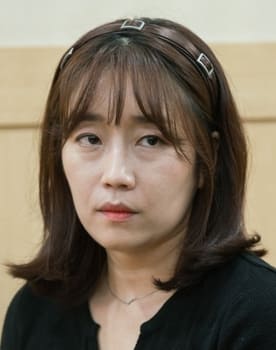 Hong Lu-hyeon